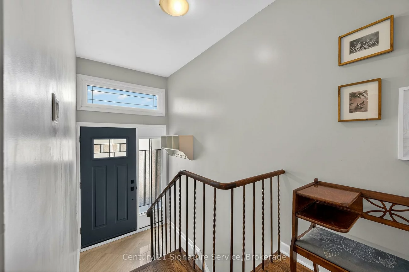 83, Coney, Stonegate-Queensway, Toronto