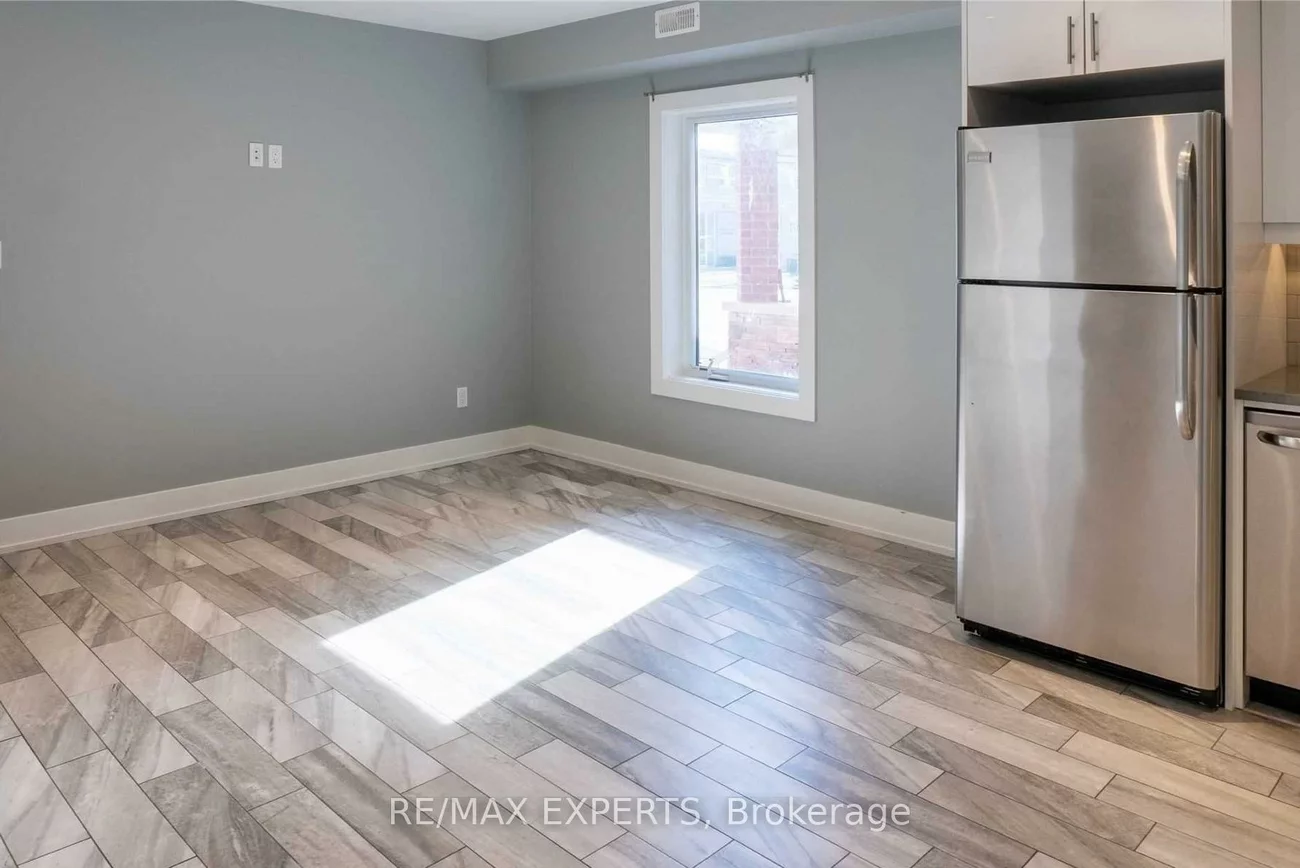 2, Hyde, Keelesdale-Eglinton West, Toronto