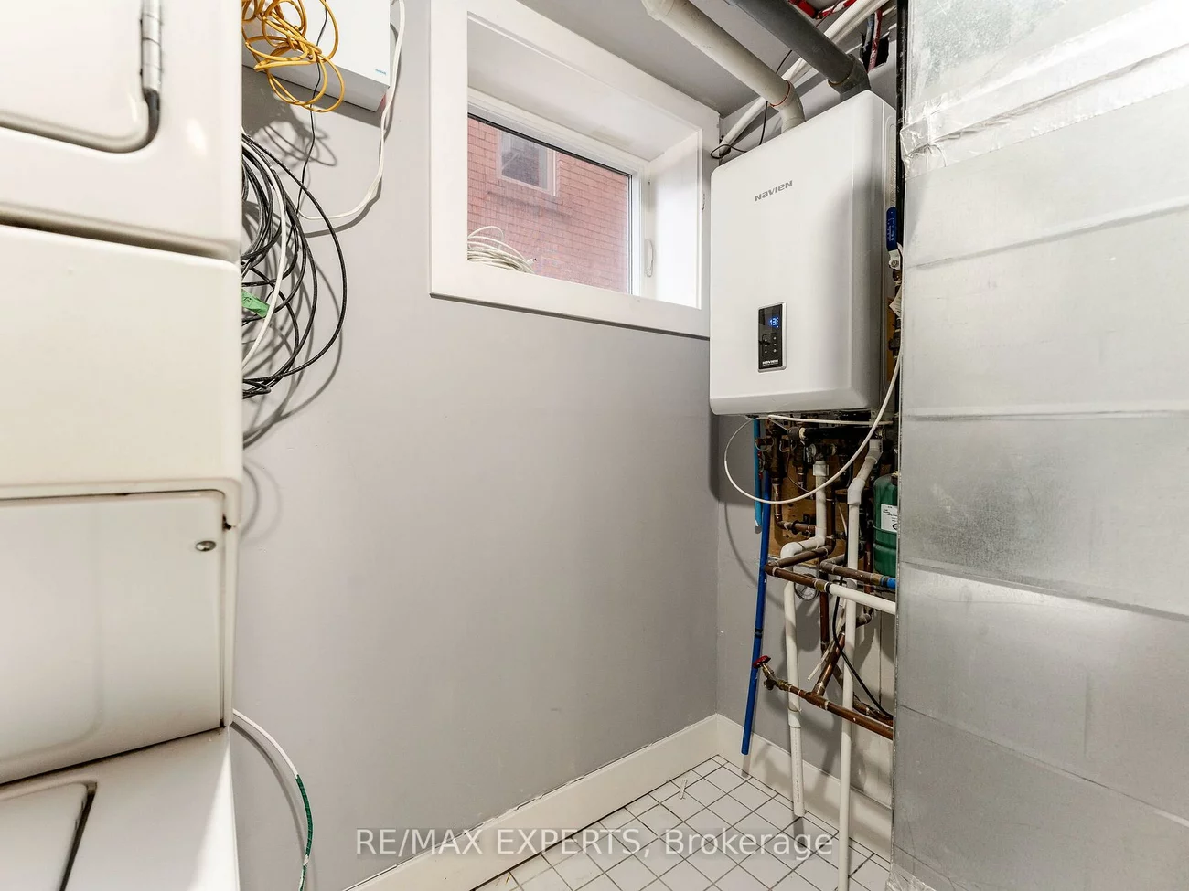 2, Hyde, Keelesdale-Eglinton West, Toronto