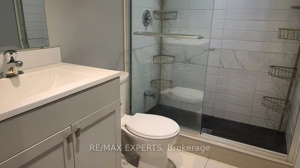 2, Hyde, Keelesdale-Eglinton West, Toronto