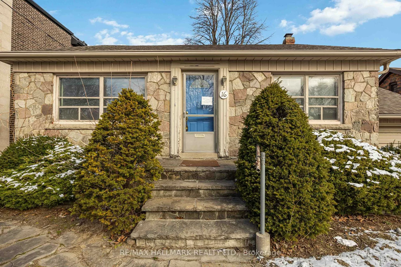 16, Bermuda, Stonegate-Queensway, Toronto