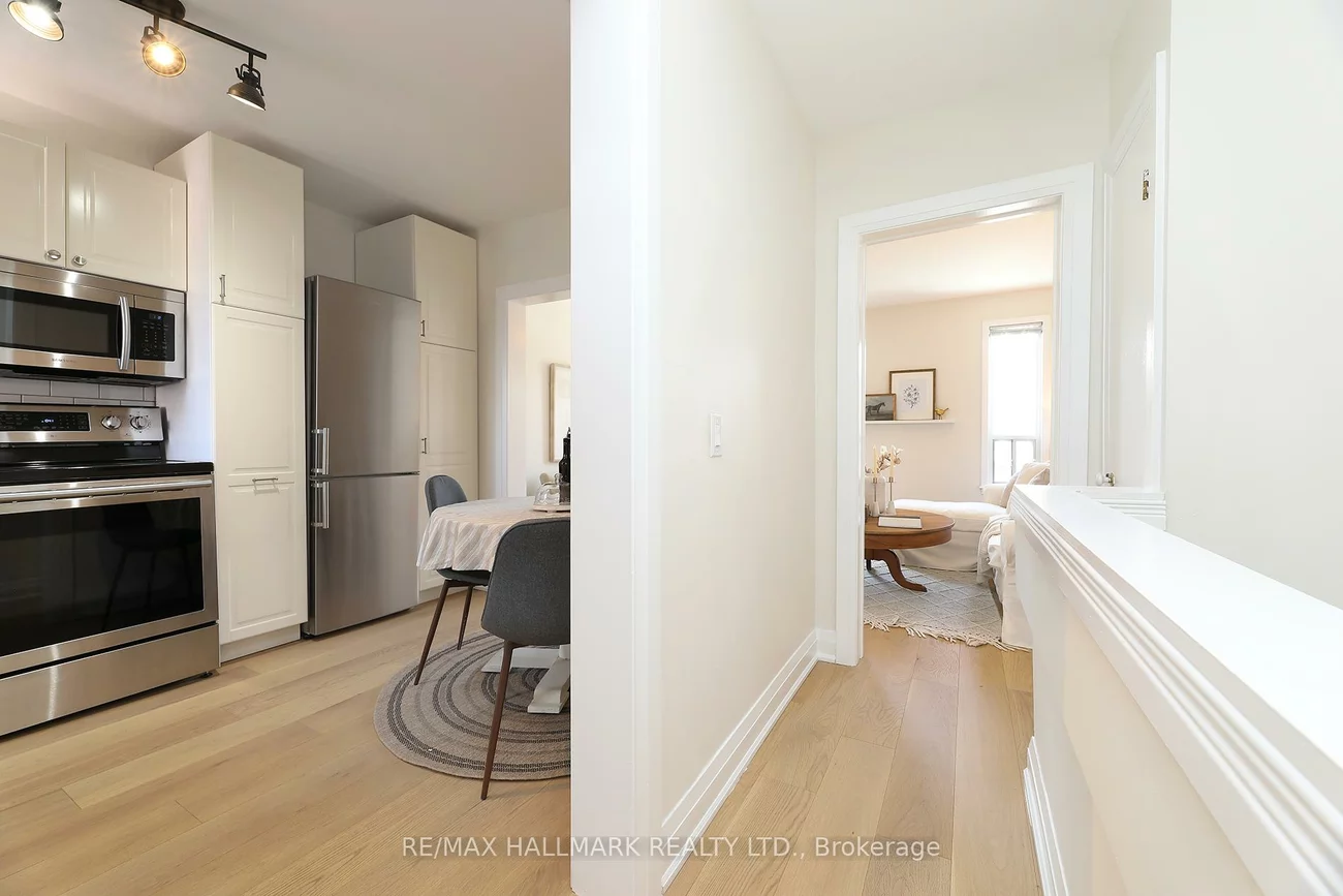 391, Delaware, Dovercourt-Wallace Emerson-Junction, Toronto