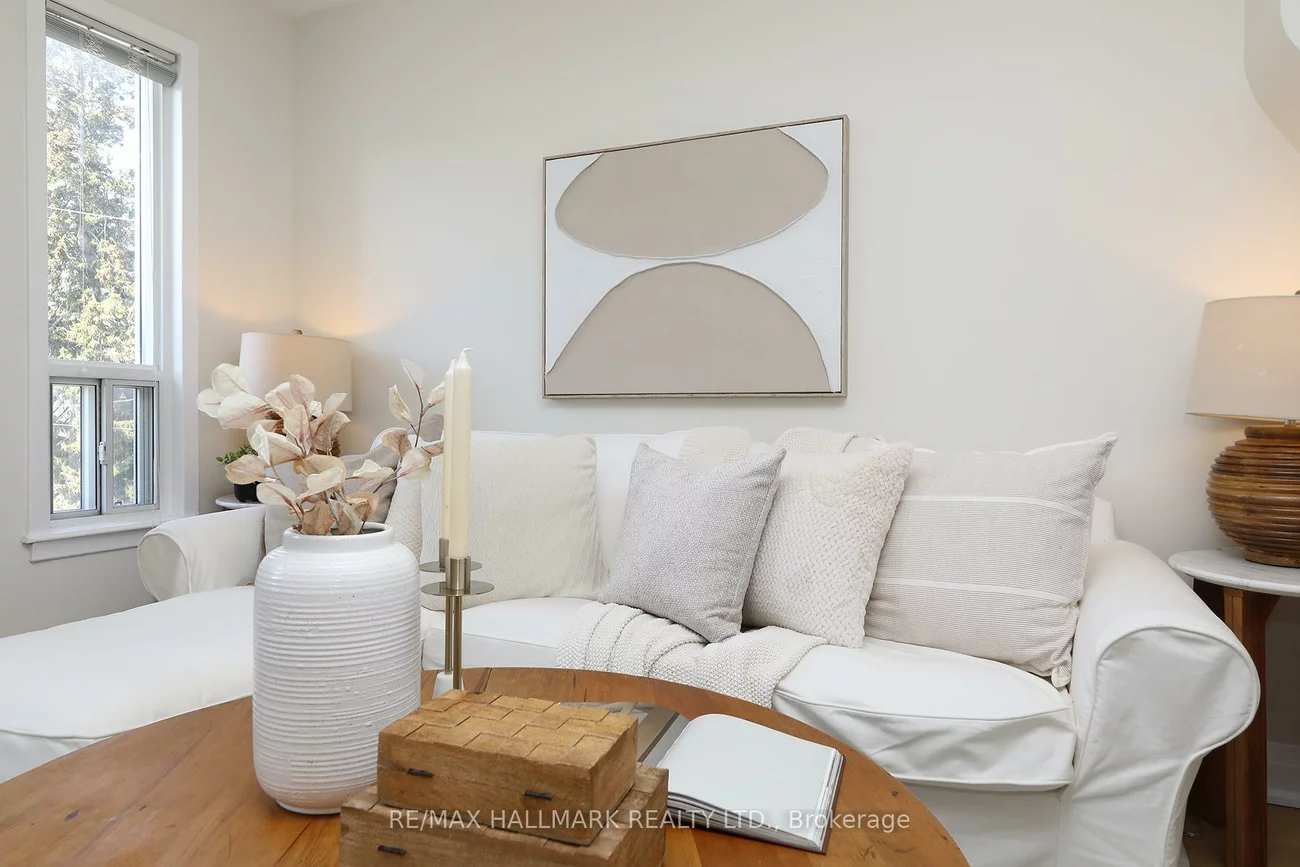 391, Delaware, Dovercourt-Wallace Emerson-Junction, Toronto