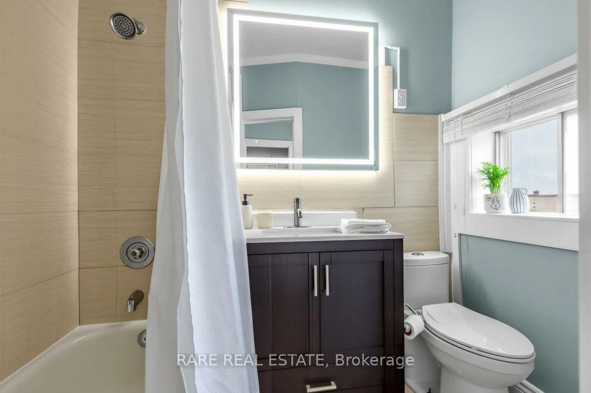 18, Earlscourt, Corso Italia-Davenport, Toronto