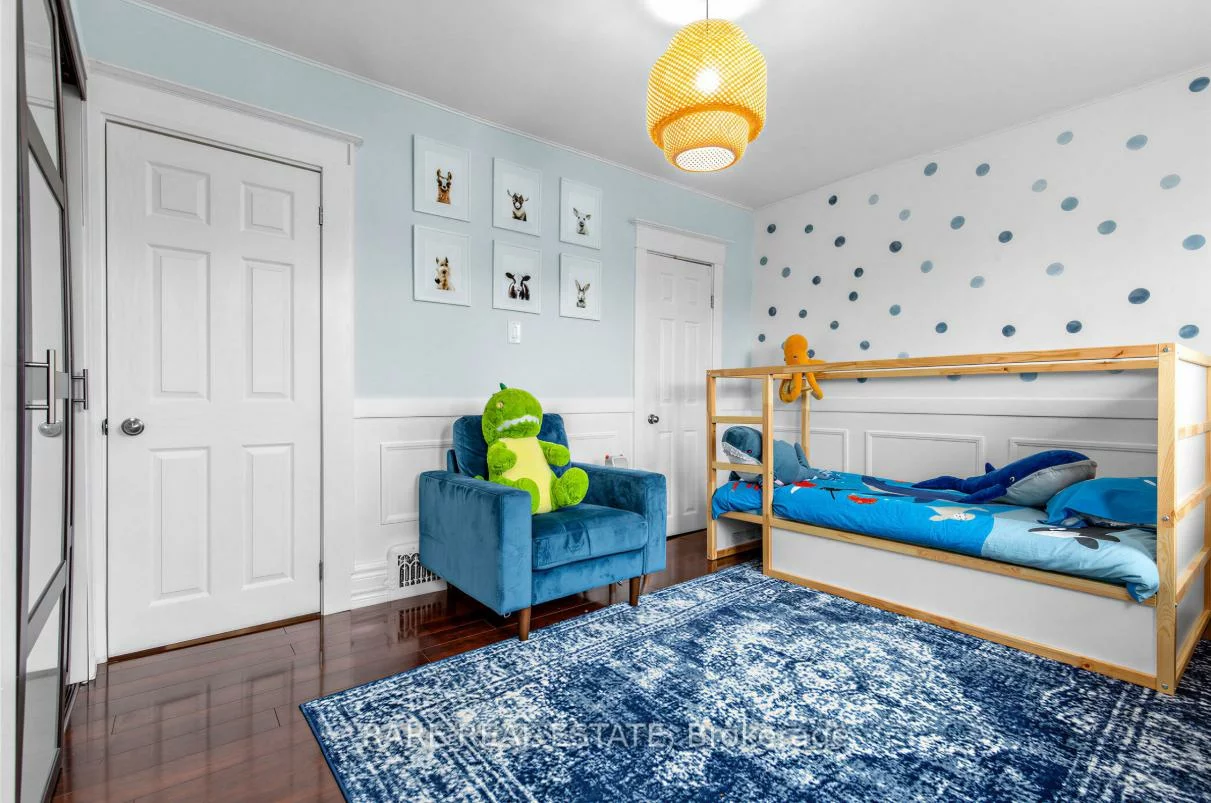 18, Earlscourt, Corso Italia-Davenport, Toronto