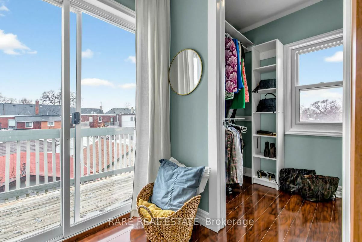 18, Earlscourt, Corso Italia-Davenport, Toronto