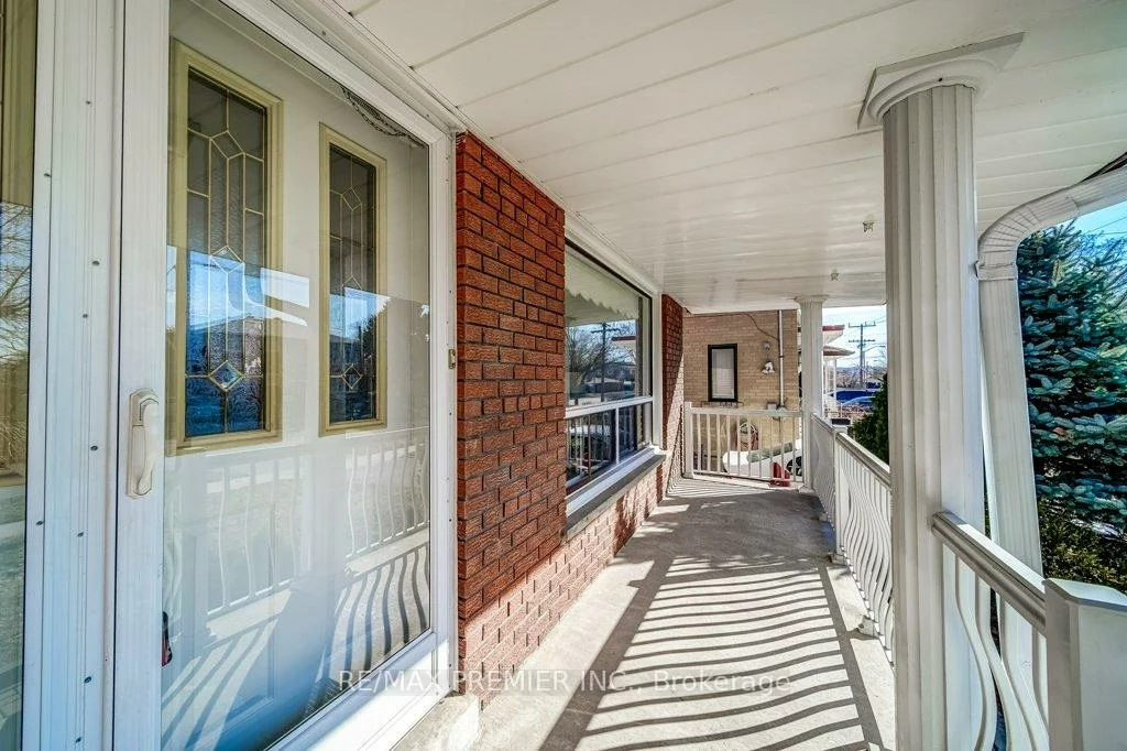 334, Rimilton, Alderwood, Toronto