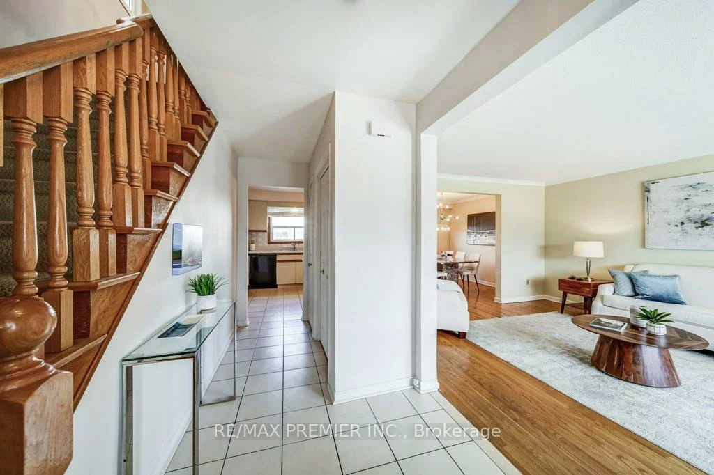 334, Rimilton, Alderwood, Toronto
