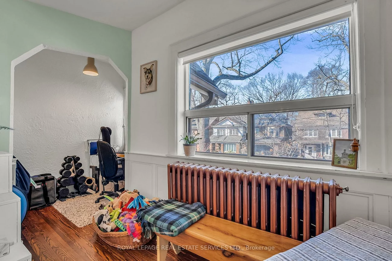 393*, Willard, Runnymede-Bloor West Village, Toronto