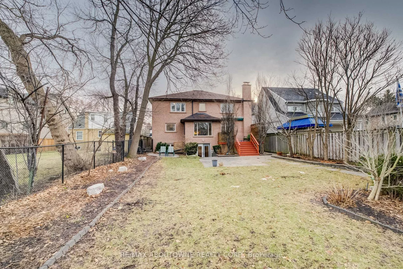 20, Martin Grove, Islington-City Centre West, Toronto