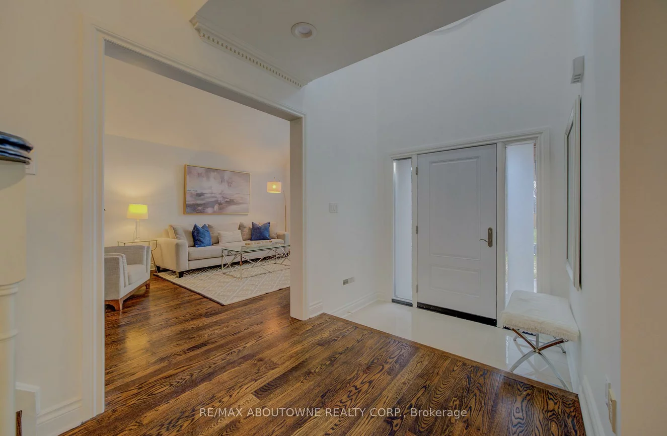 20, Martin Grove, Islington-City Centre West, Toronto