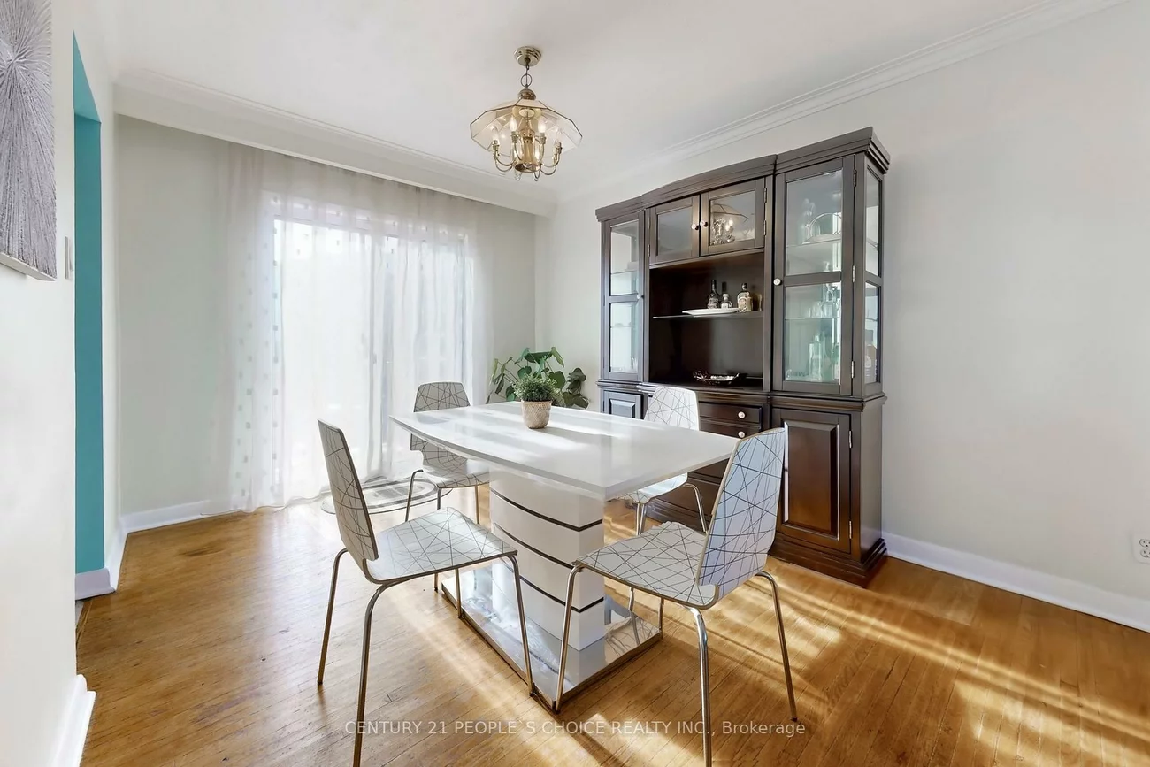 35, Westhumber, West Humber-Clairville, Toronto