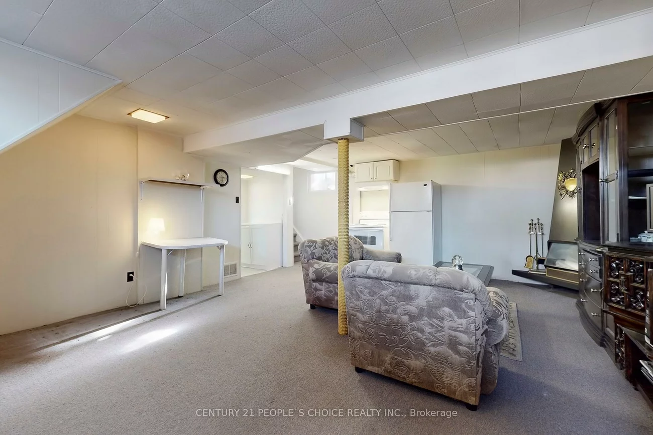 35, Westhumber, West Humber-Clairville, Toronto