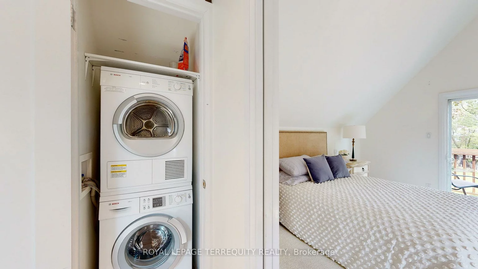 65, Burnhamthorpe, Islington-City Centre West, Toronto