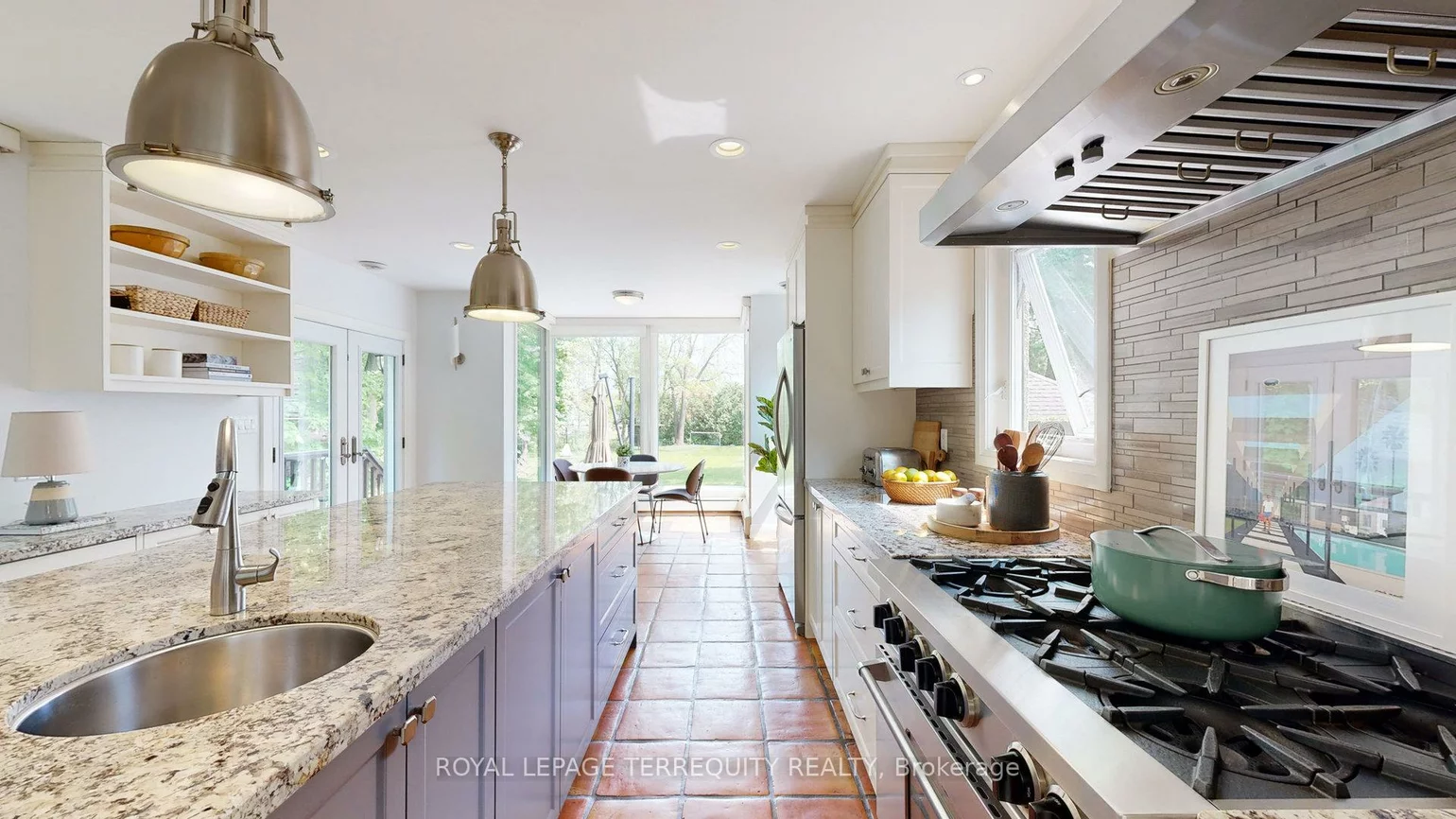 65, Burnhamthorpe, Islington-City Centre West, Toronto