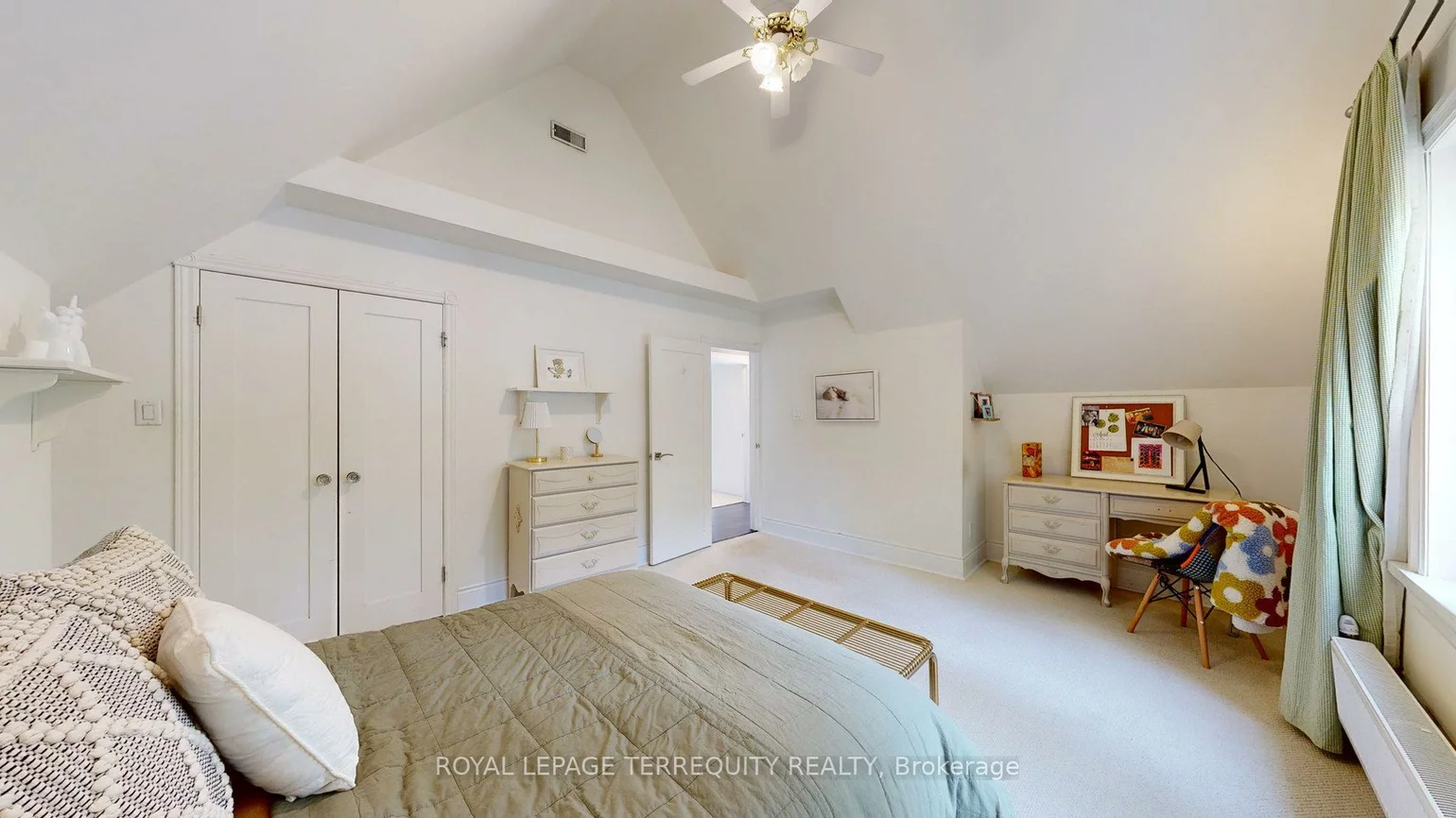 65, Burnhamthorpe, Islington-City Centre West, Toronto