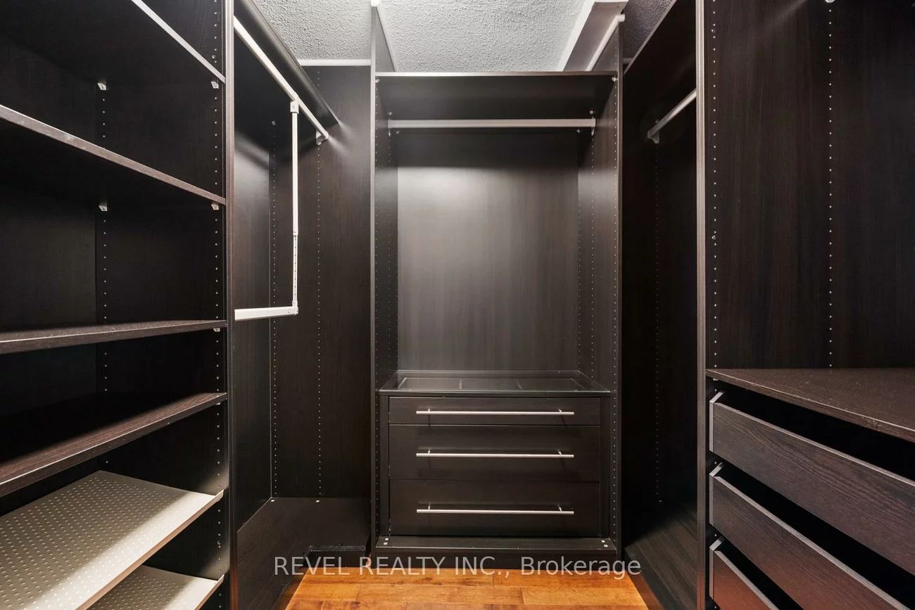 35, Bigham, Eringate-Centennial-West Deane, Toronto