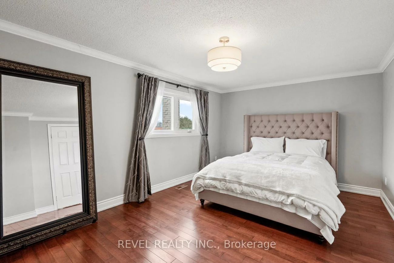 35, Bigham, Eringate-Centennial-West Deane, Toronto