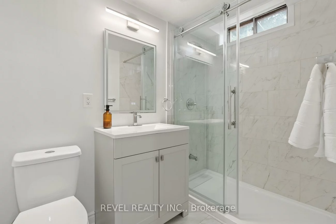 35, Bigham, Eringate-Centennial-West Deane, Toronto