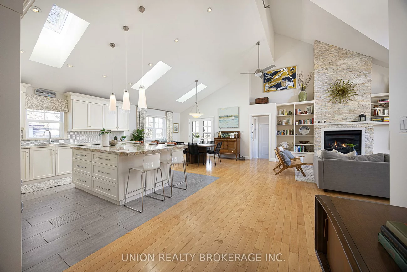 2, Hilo, Long Branch, Toronto