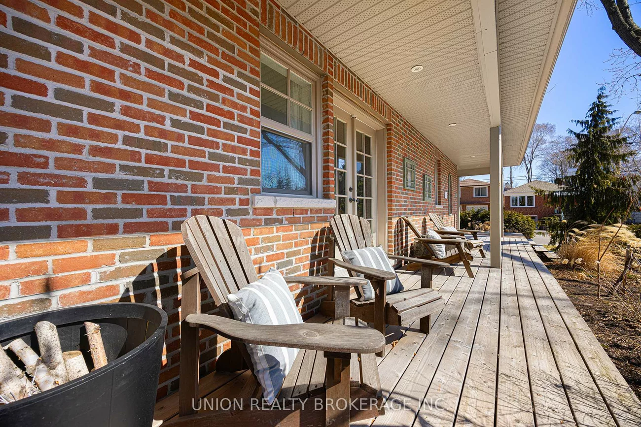 2, Hilo, Long Branch, Toronto