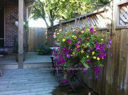 2, Hilo, Long Branch, Toronto