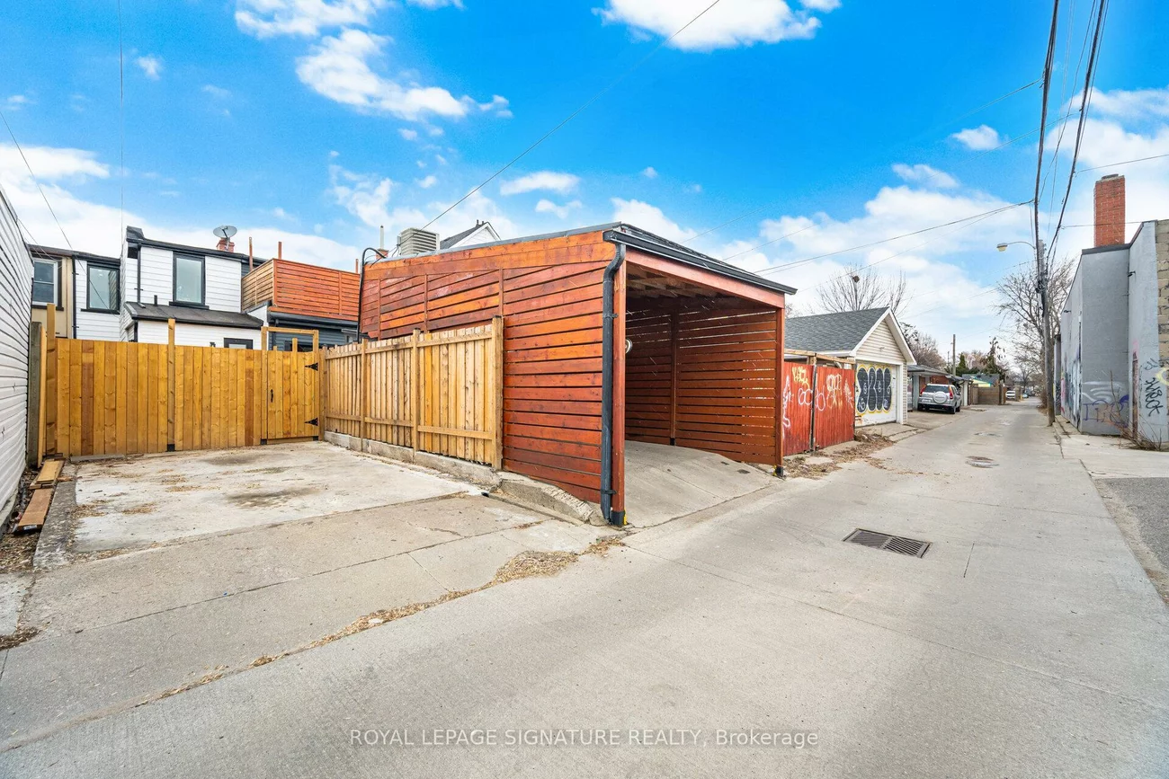 241, Maria, Junction Area, Toronto