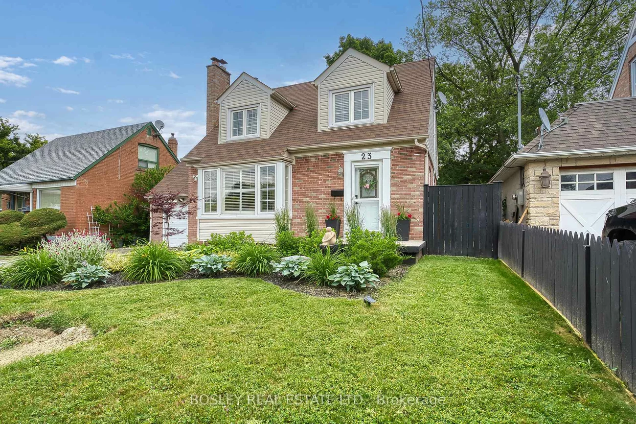 23, Farnsworth, Humberlea-Pelmo Park W4, Toronto