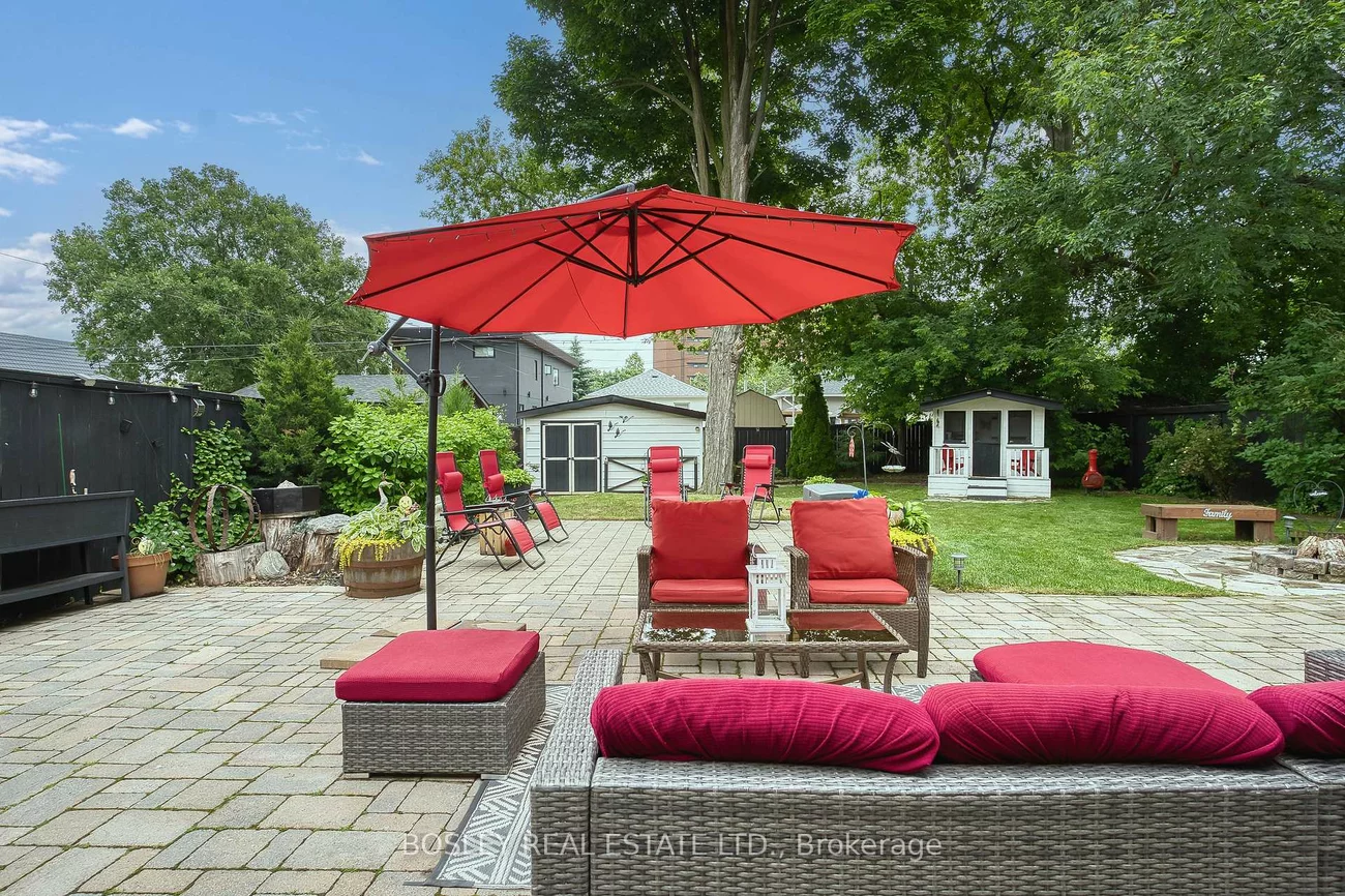 23, Farnsworth, Humberlea-Pelmo Park W4, Toronto