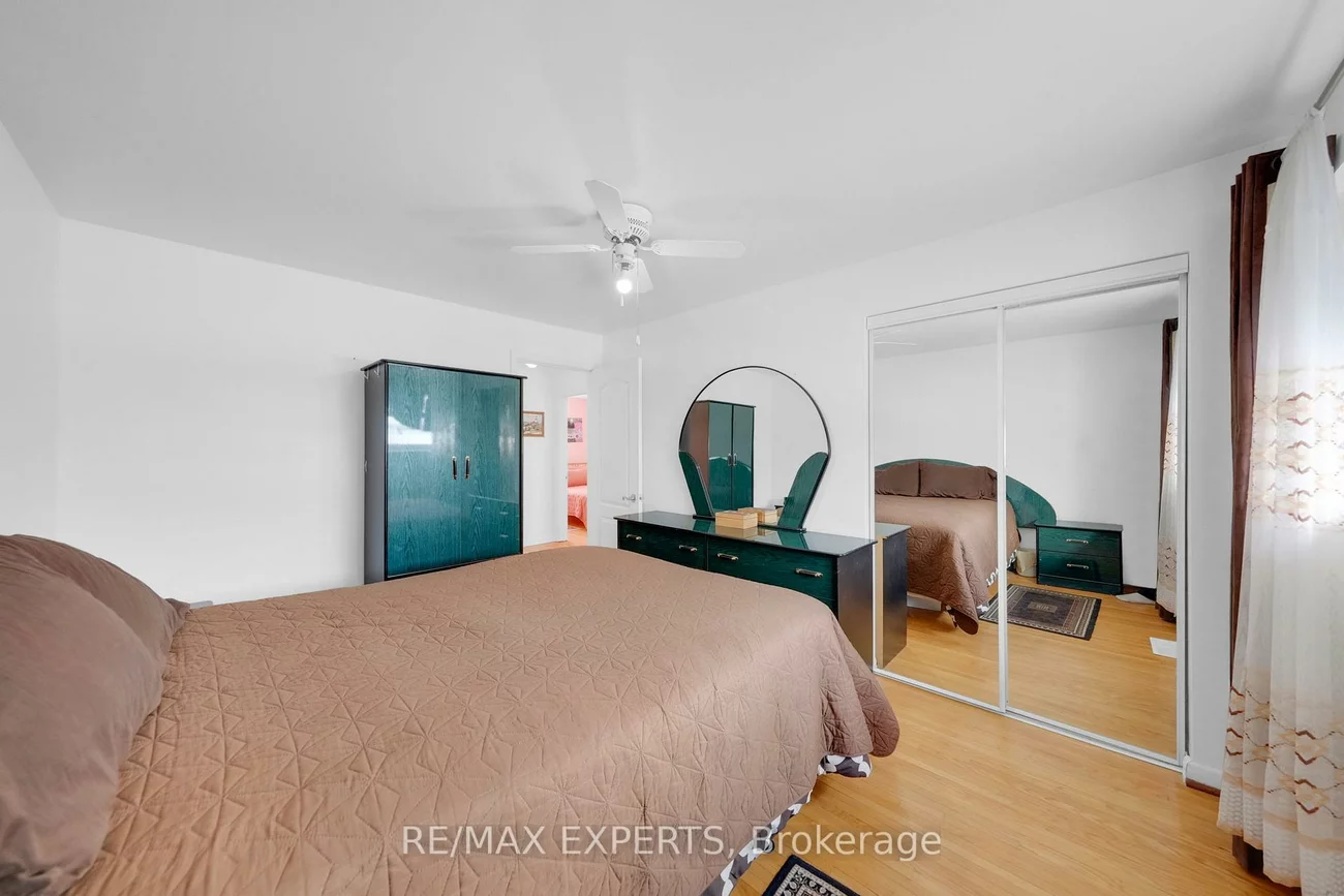 75, St Lucie, Humbermede, Toronto