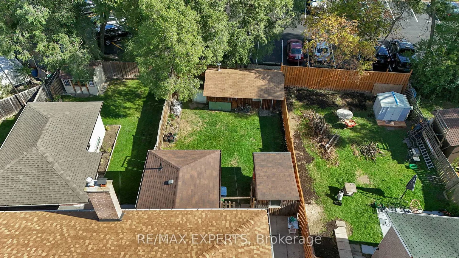 75, St Lucie, Humbermede, Toronto