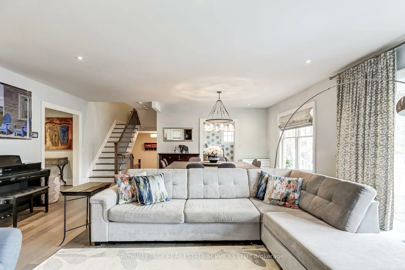 34, Lambeth, Edenbridge-Humber Valley, Toronto