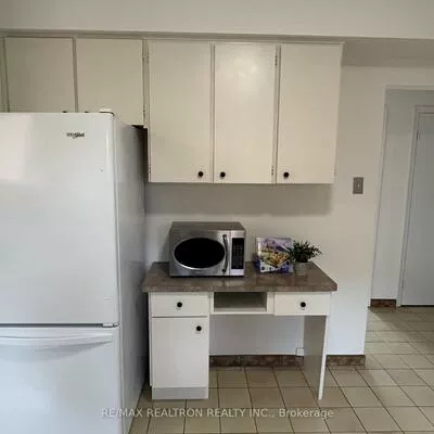 33, Islay, Humbermede, Toronto