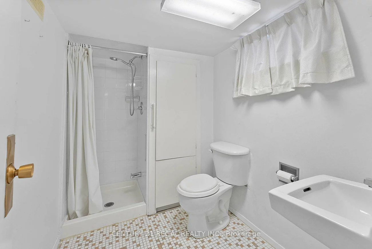 191, Alderbrae, Alderwood, Toronto