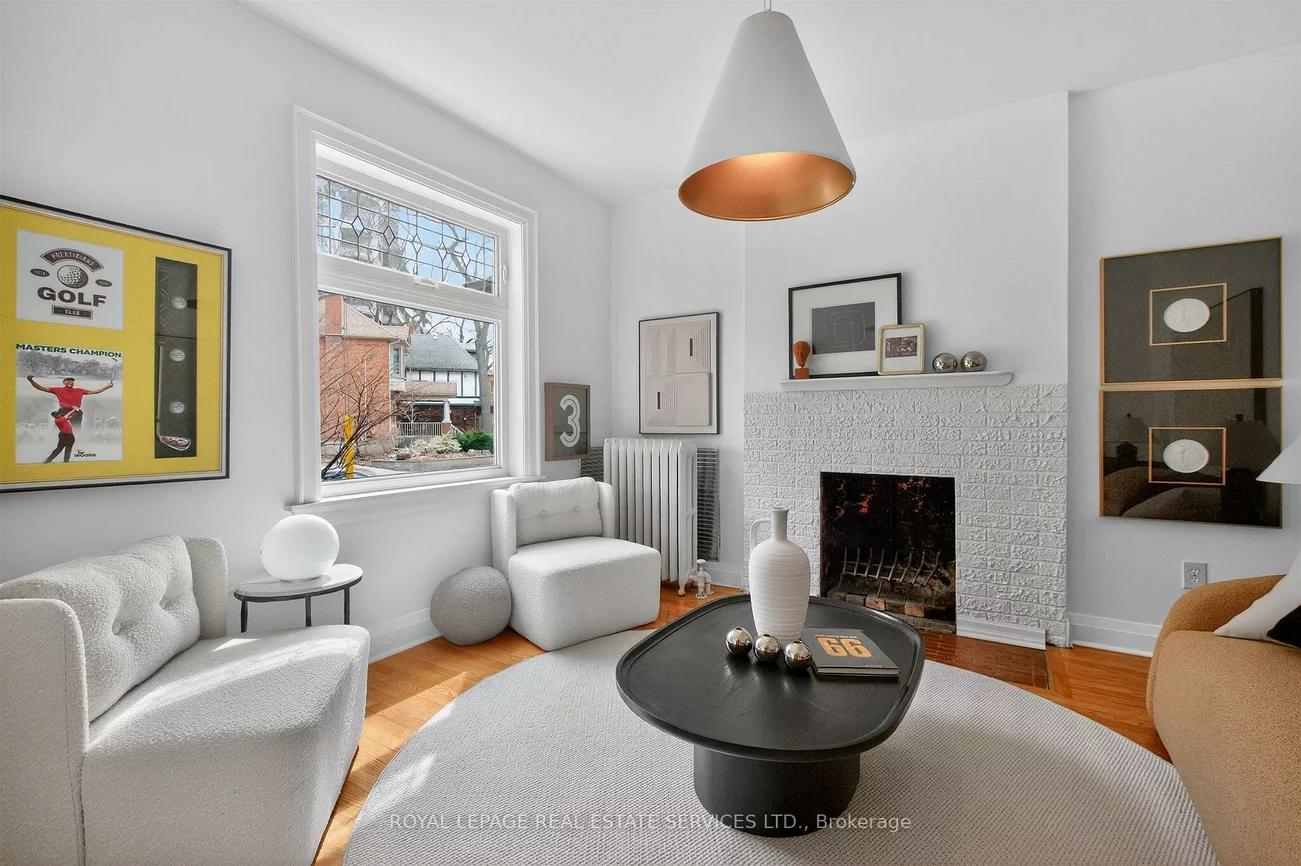 102, Gothic, High Park North, Toronto