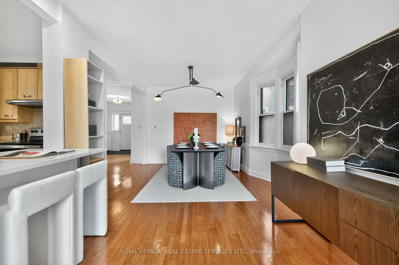 102, Gothic, High Park North, Toronto