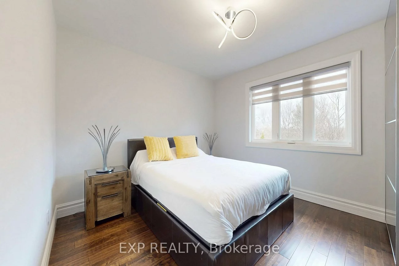 25, McManus, Kingsview Village-The Westway, Toronto