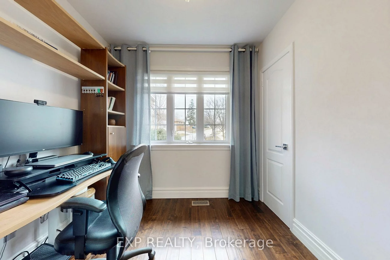 25, McManus, Kingsview Village-The Westway, Toronto