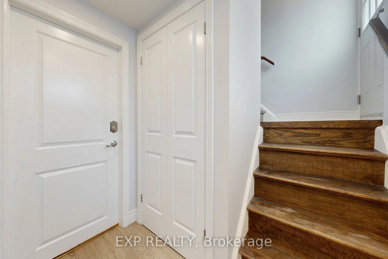 25, McManus, Kingsview Village-The Westway, Toronto