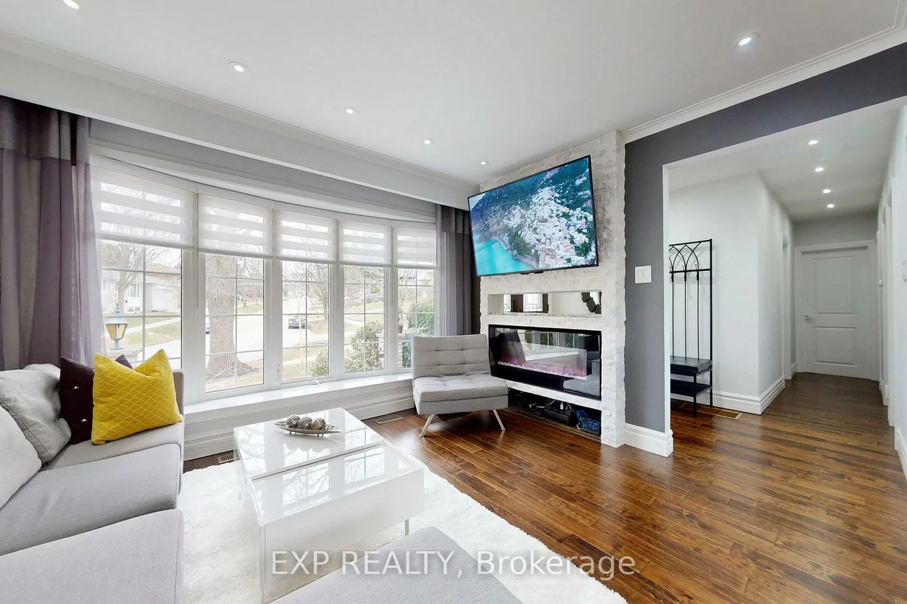 25, McManus, Kingsview Village-The Westway, Toronto