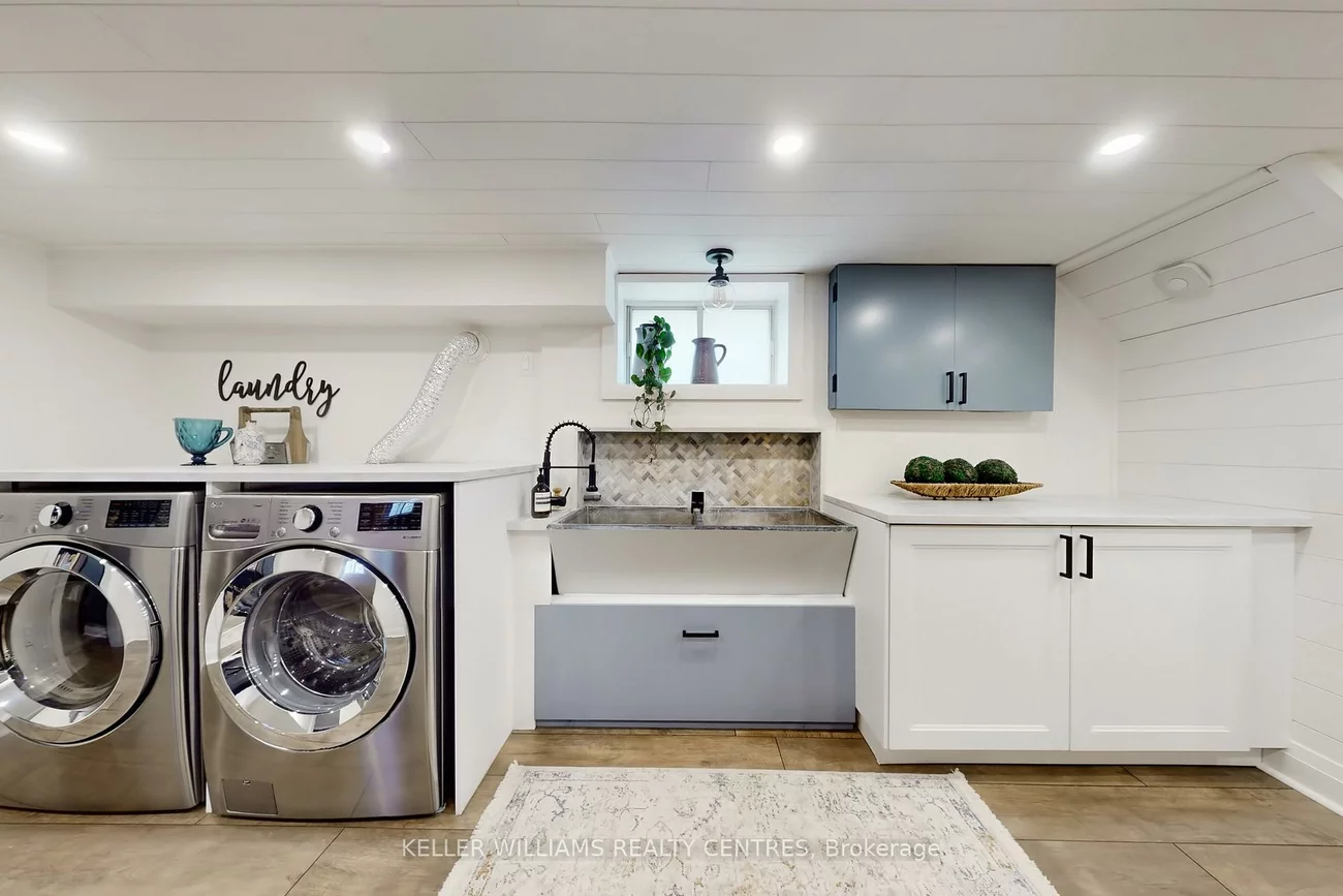 23, Thirteenth, New Toronto, Toronto