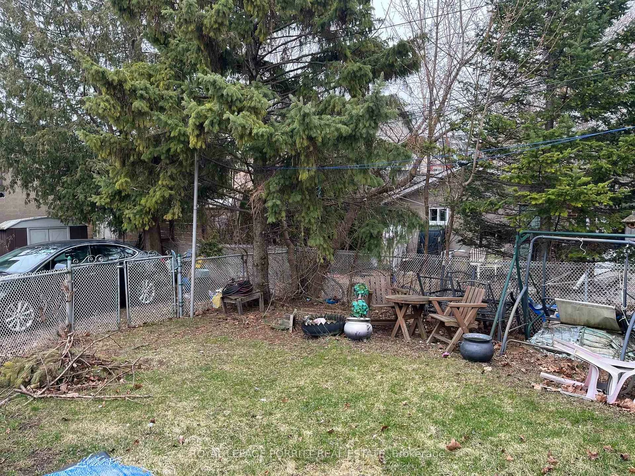 61, Fairfield, Long Branch, Toronto