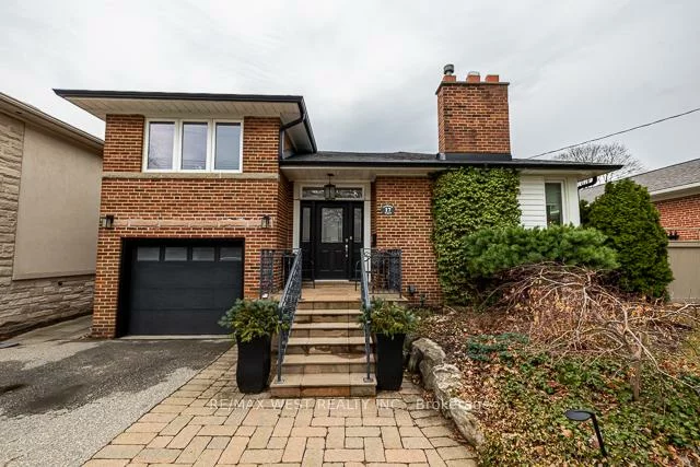 17, Saybrook, Stonegate-Queensway, Toronto