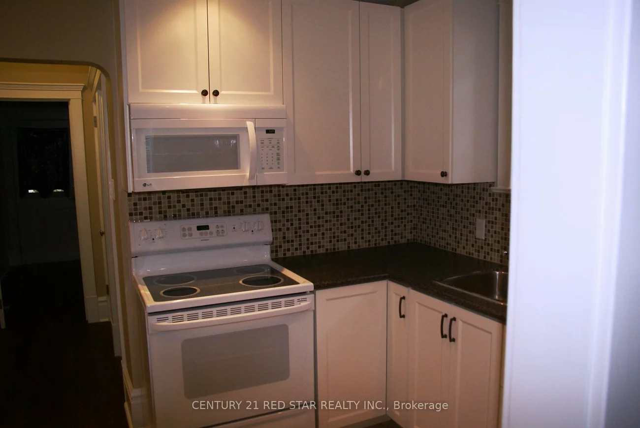 57, Humberside, High Park North, Toronto