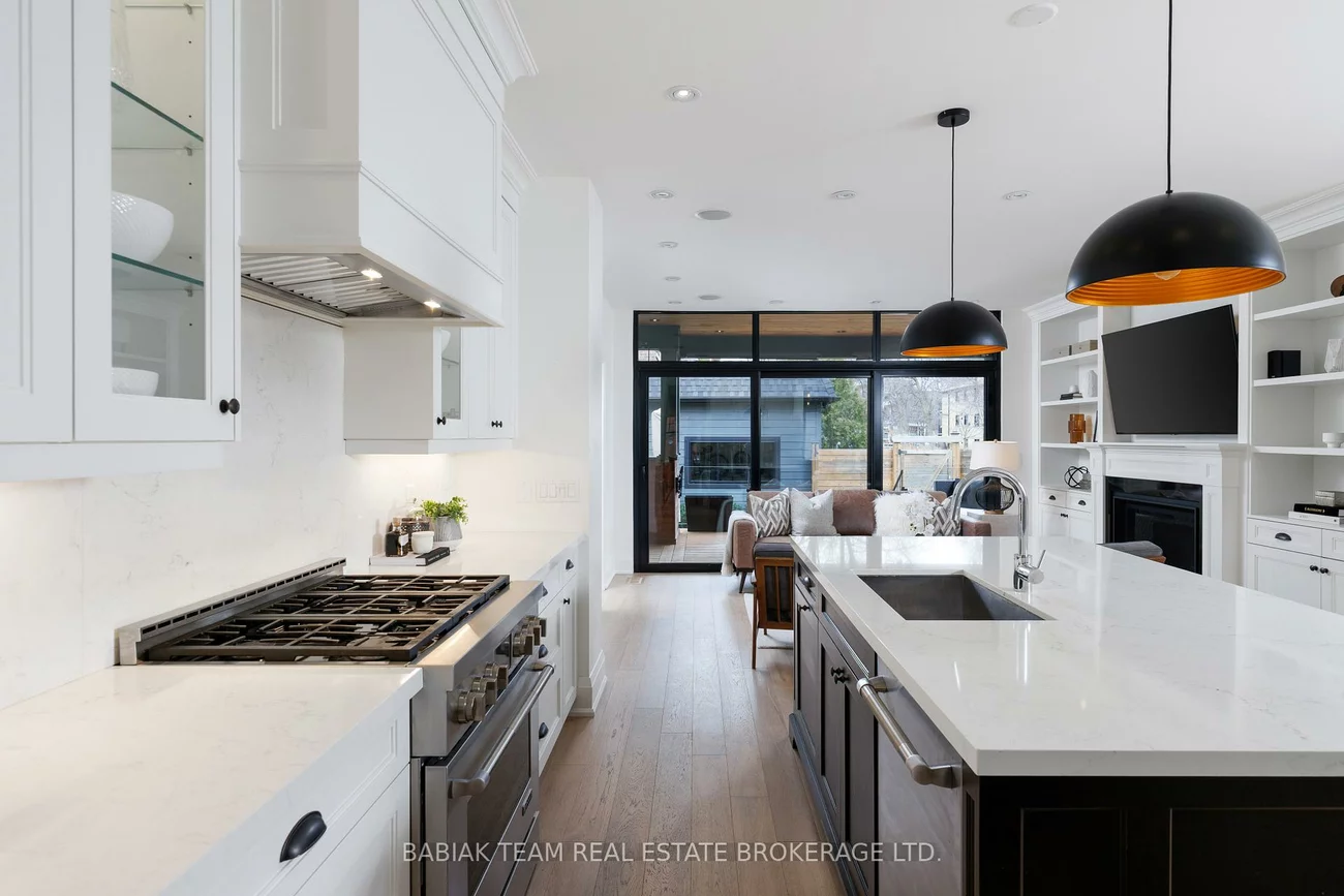 264, Pacfic, High Park North, Toronto