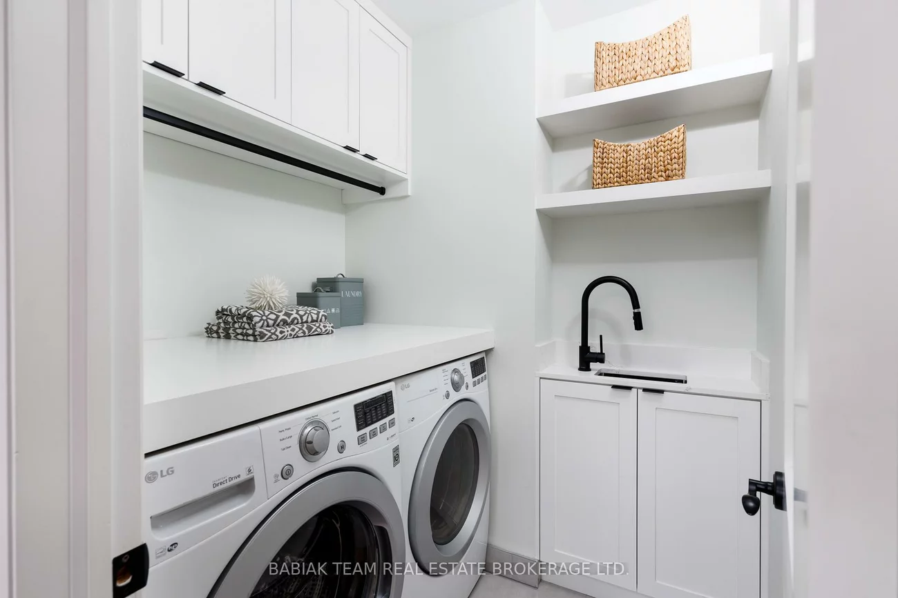 264, Pacfic, High Park North, Toronto