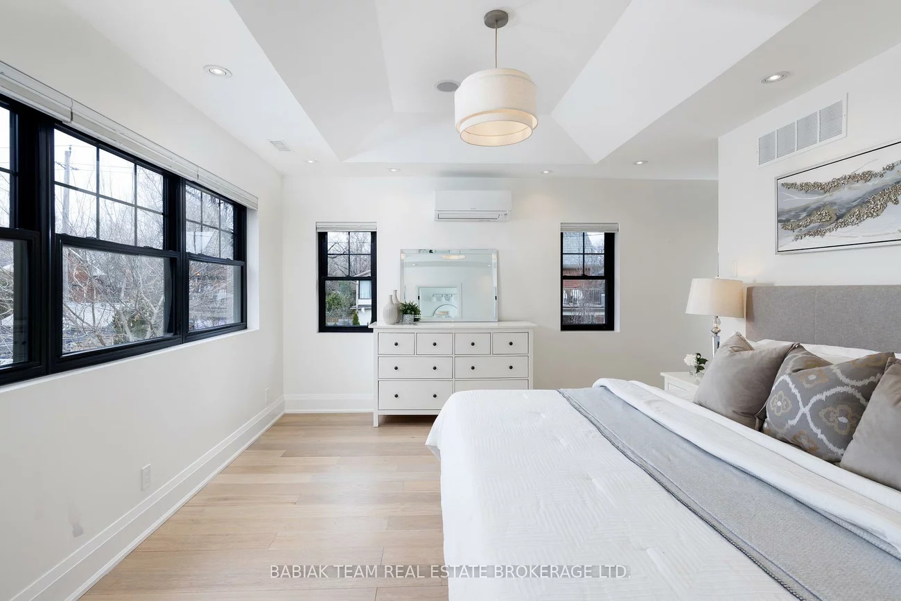 264, Pacfic, High Park North, Toronto