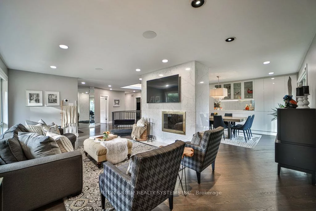 3, Twyford, Princess-Rosethorn, Toronto