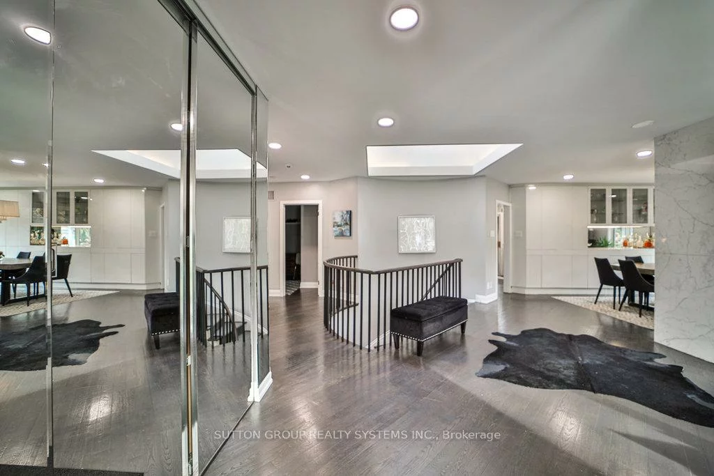 3, Twyford, Princess-Rosethorn, Toronto