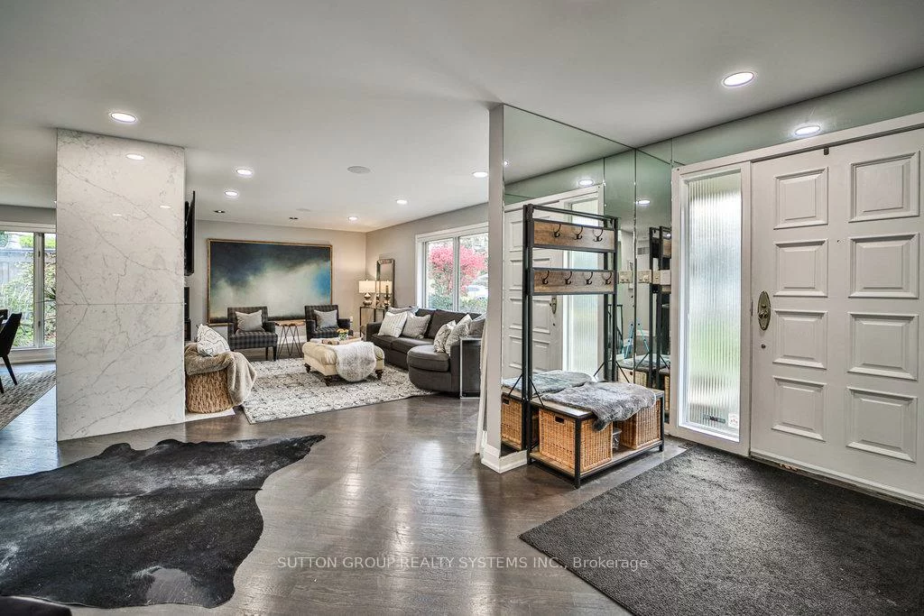 3, Twyford, Princess-Rosethorn, Toronto